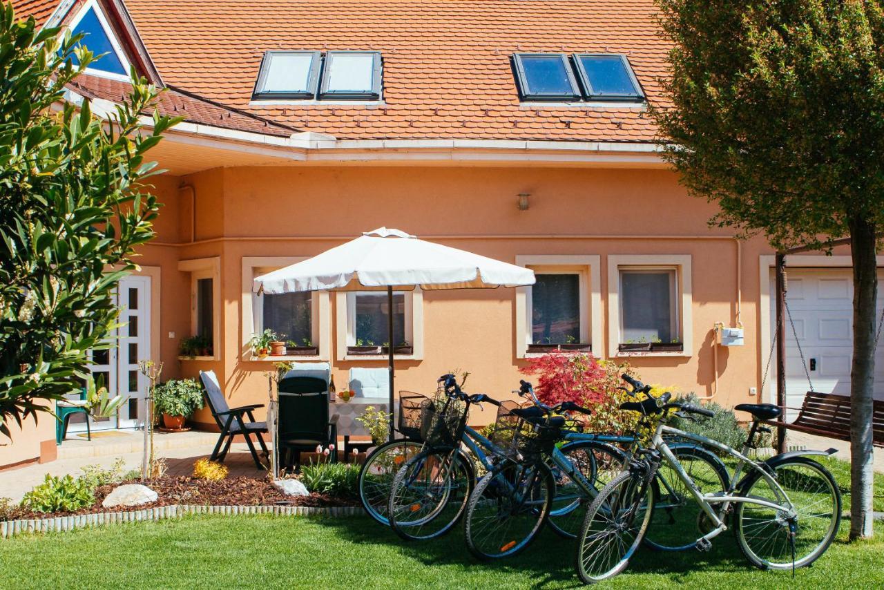 Teubel apartman 1. Székesfehérvár Exterior foto